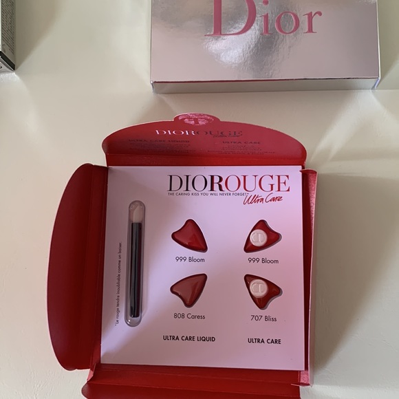 Dior Gift Set - Picture 11 of 12